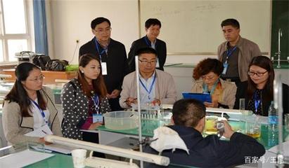 本科和研究生學歷在電子科技技術開發行業的收入對比